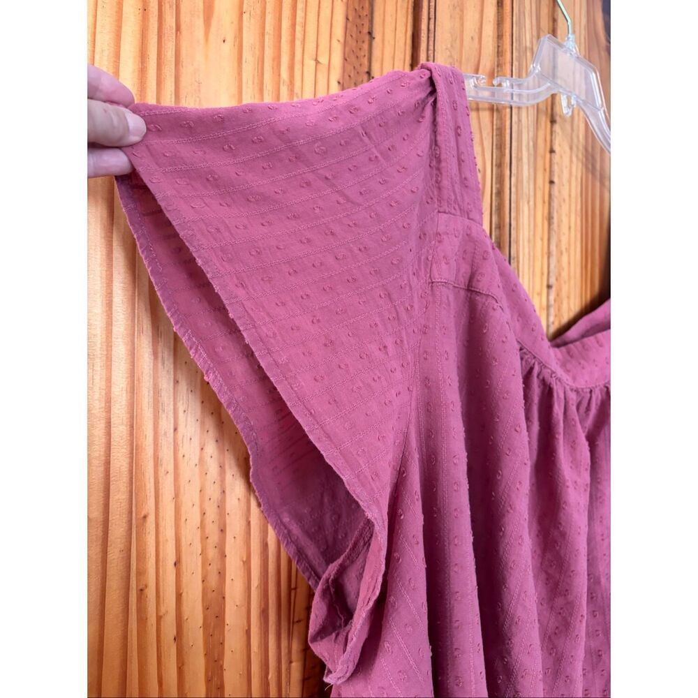 ***** 5 for $25 Torrid Mauve Dotted Swiss Top Size 6 - Picture 2 of 4